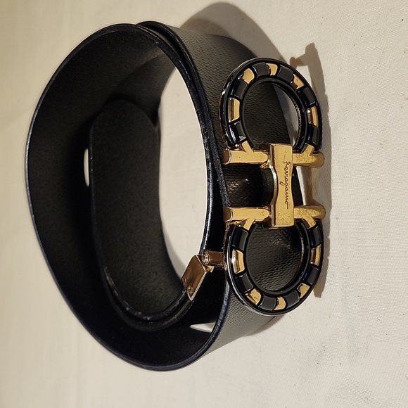 Salvatore ferragamo leather belt gancini buckle gold tone hard wires - Picture 4 of 5